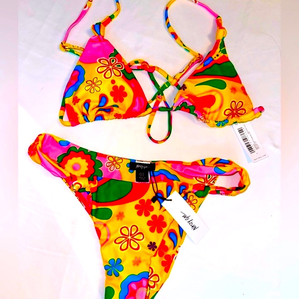 NWT NASTY GAL RETRO BIKINI size Medium